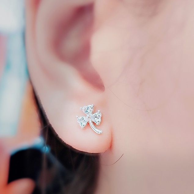 Khuyên tai bạc ta cỏ 3 lá đính đá _ van jw