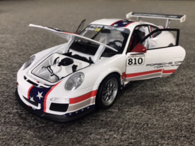 Xe Mô Hình PORSCHE 911 GT3 CUP  - Tỉ lệ : 1:18  - Hãng sản xuất : Welly bản đặc biệt