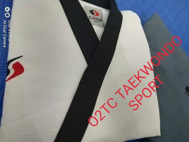 Bộ Đồ Tập Võ Taekwondo Chất Lượng Cao