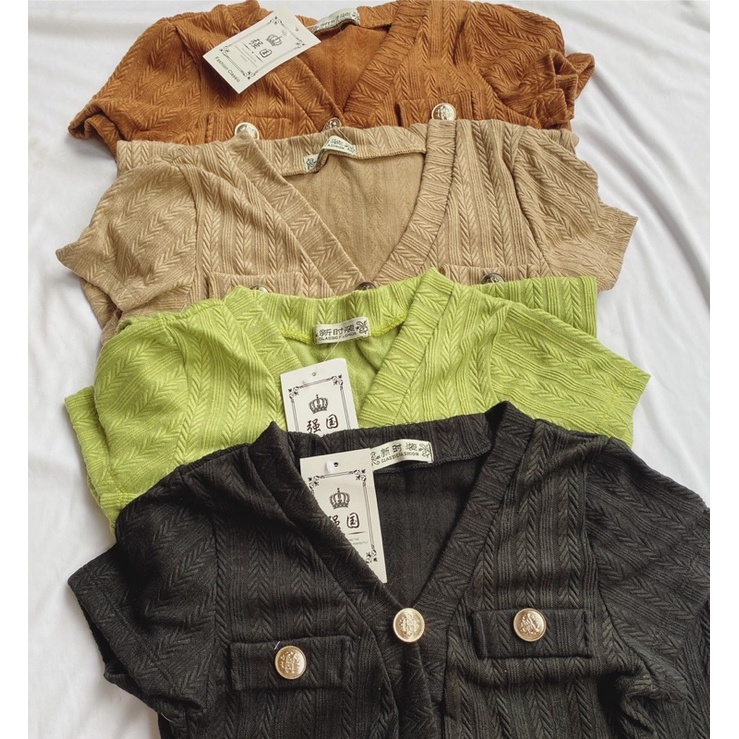 Đầm Ôm Body Tay Ngắn Phối Nút Siêu Xinh