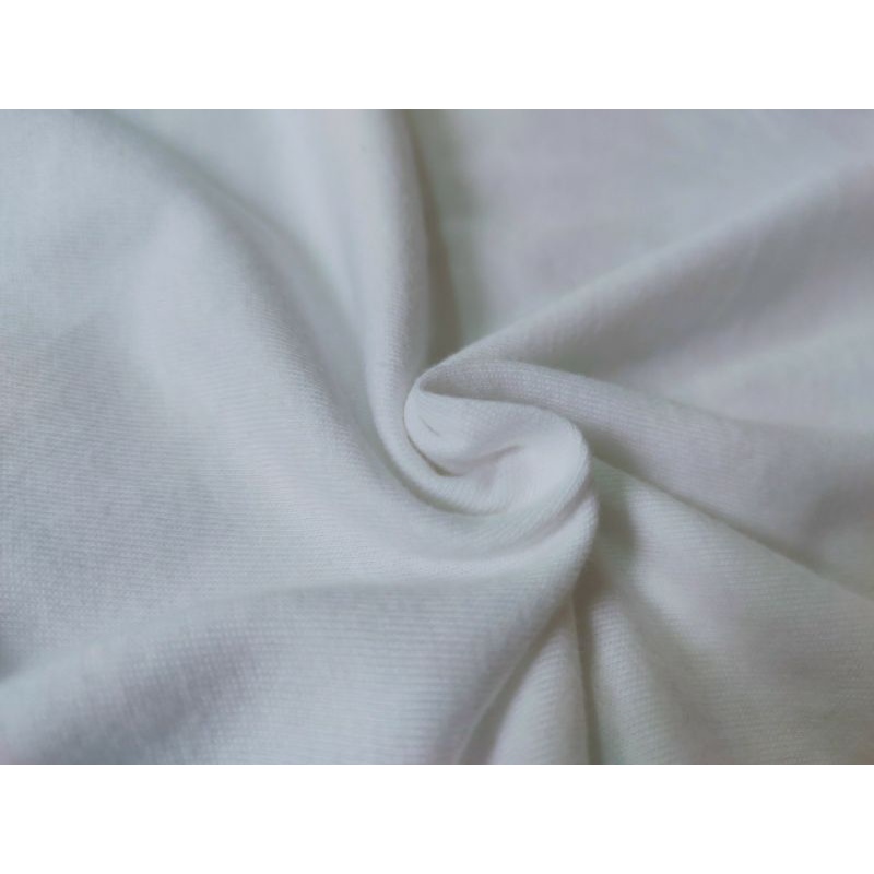 Áo phông JUST-P trắng tay ngắn không cổ giá rẻ | BigBuy360 - bigbuy360.vn