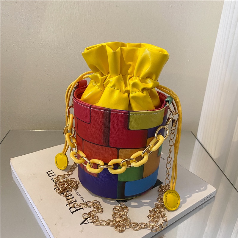 Túi Đeo Vai Hình Trụ In Họa Tiết graffiti Màu Sắc Tương Phản Thời Trang 2022 Cho Nữ