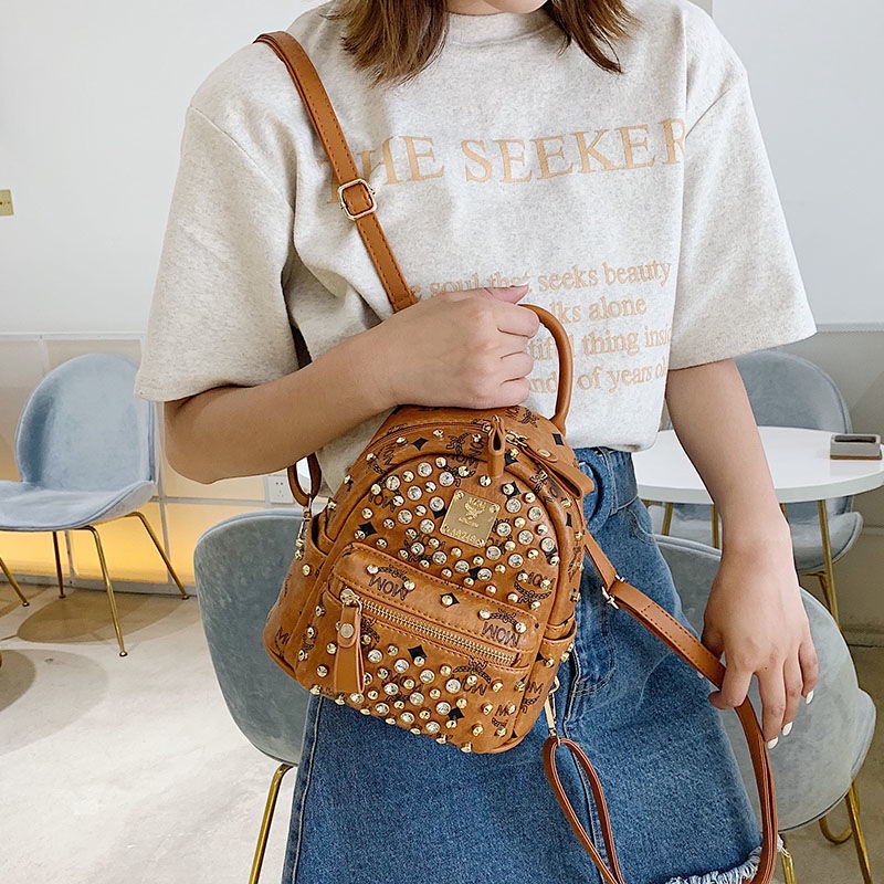 Balo mini đính đinh tán phong cách Hàn Quốc thời trang cá tính cho nữ
