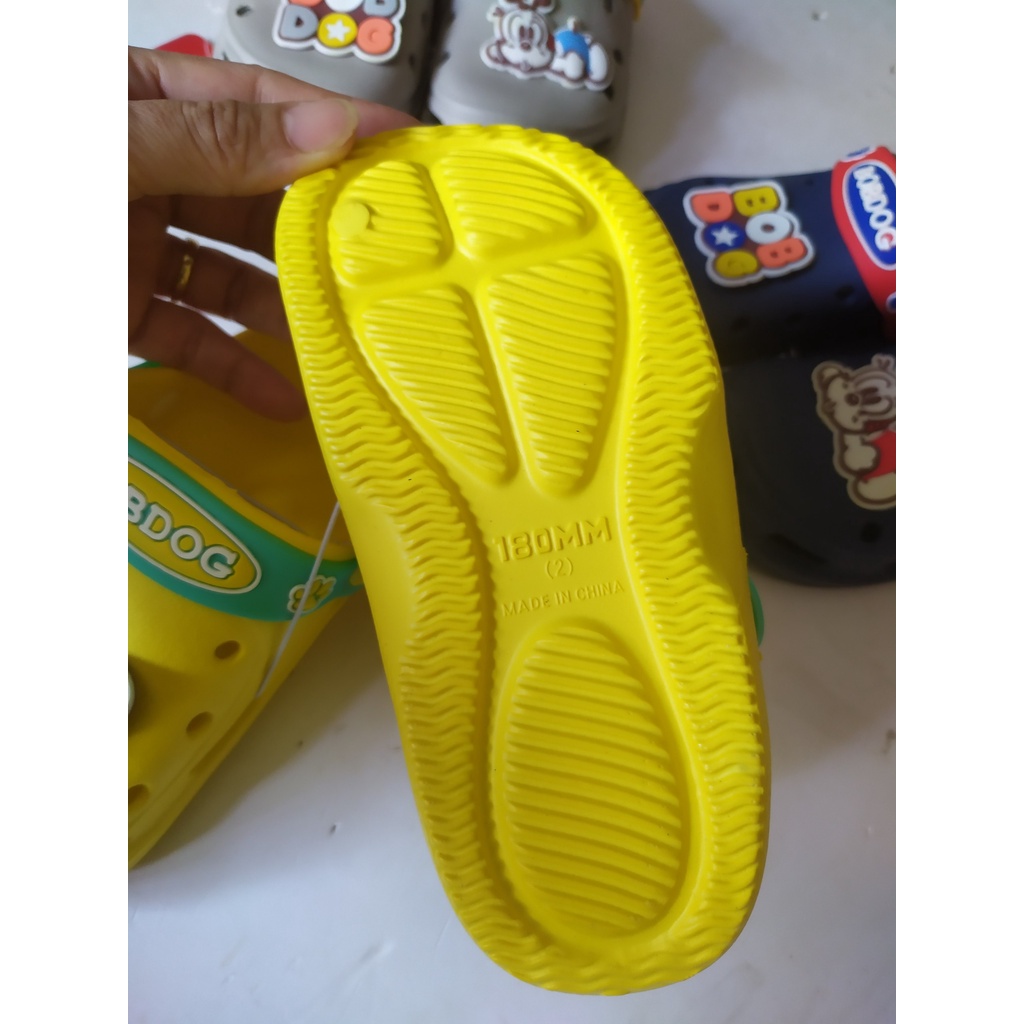 Dép sục Bobdog 3 màu cho bé