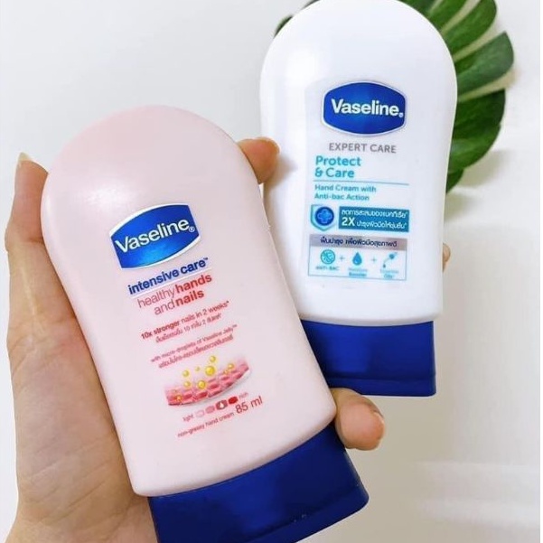 Kem dưỡng da tay và móng tay Vaseline Intensive Care 85g