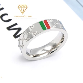 Nhẫn titan ko đEn hoa văn NT060