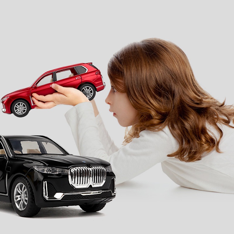 Mô Hình Xe Hơi BMW X7 Bằng Hợp Kim Tỉ Lệ 1: 32 Có Đèn Và Nhạc