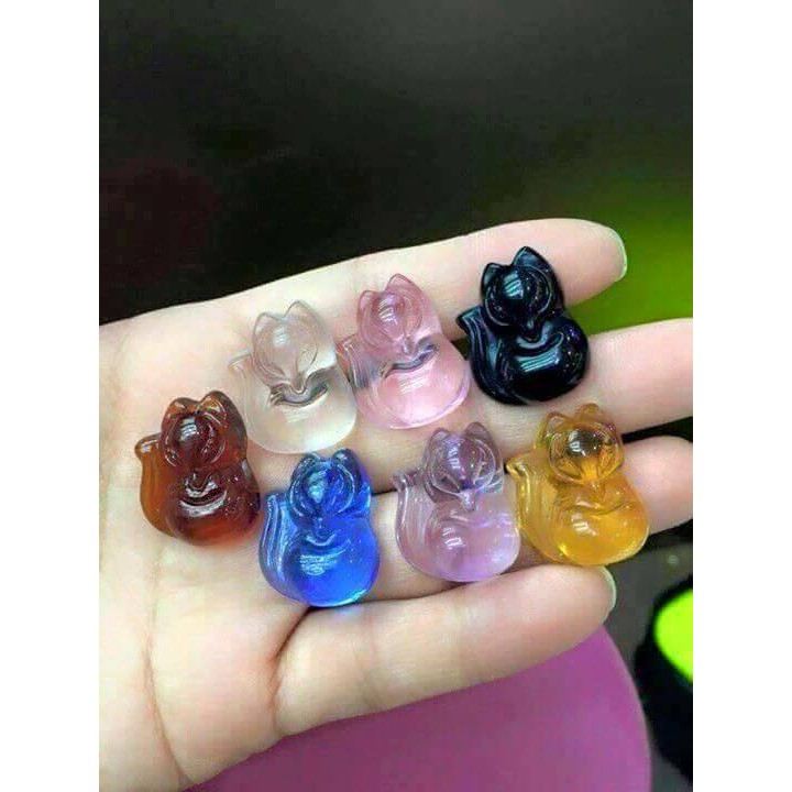 Vòng cổ hồ ly ú  và chỉ có dây thắt bện hạt