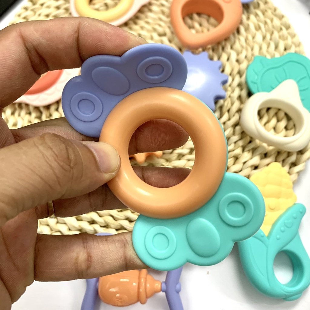 Xúc xắc cho bé, Gặm Nướu 10 món Silicon hình thú cầu vồng Lục Lạc Cho Bé