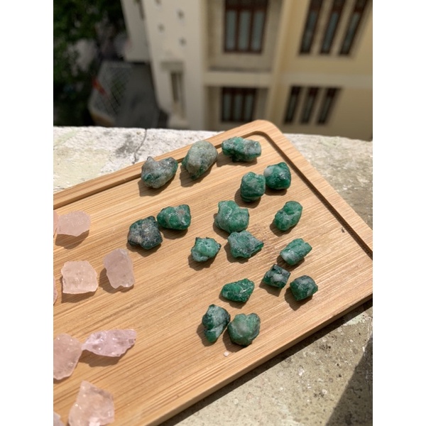 Tinh thể đá sưu tầm trang sức hồng & xanh lá thô đẹp - Raw Crystals Pakistan Mor ganite & Eme rald