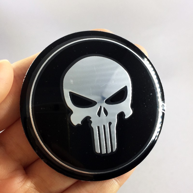 Bộ 4 miếng dán nắp giữa lốp xe hơi họa tiết đầu lâu 56mm