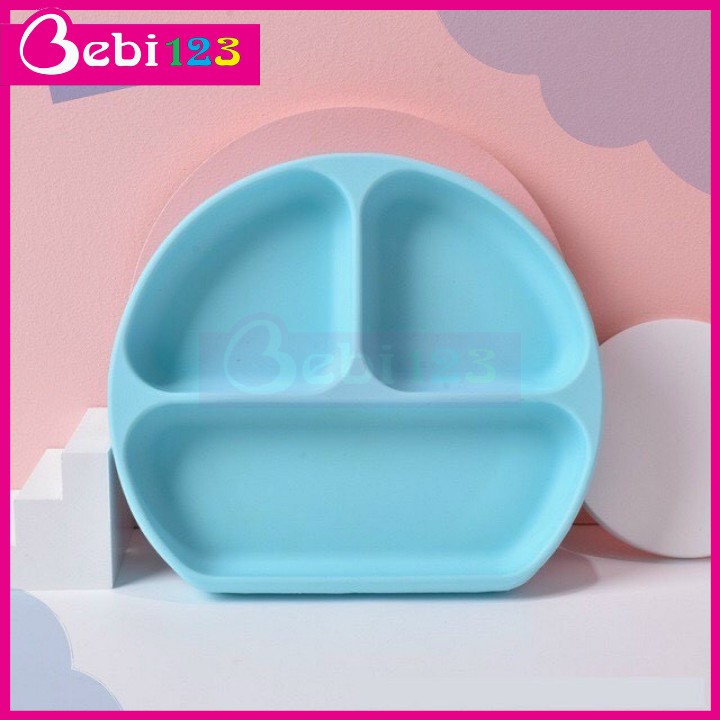 Khay ăn dặm silicon bám dính cao cấp hình tròn và bò sữa cho bé