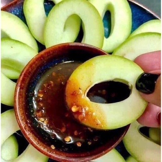 NƯỚC CHẤM THẦN THÁNH