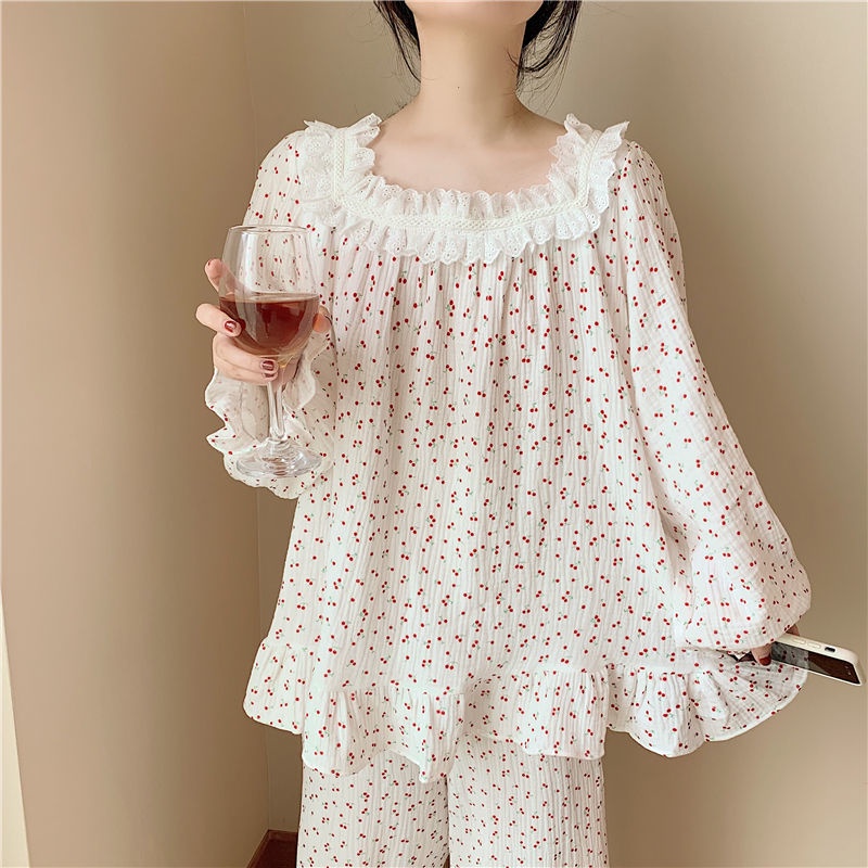 Bộ Đồ Ngủ Tay Dài Phối Ren Họa Tiết Trái Cherry Thời Trang Thu Đông Cho Nữ