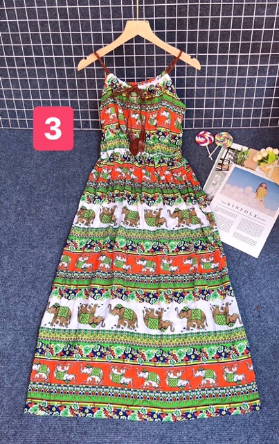 Đầm maxi hoạ tiết thổ cẩm siêu tôn dáng | BigBuy360 - bigbuy360.vn