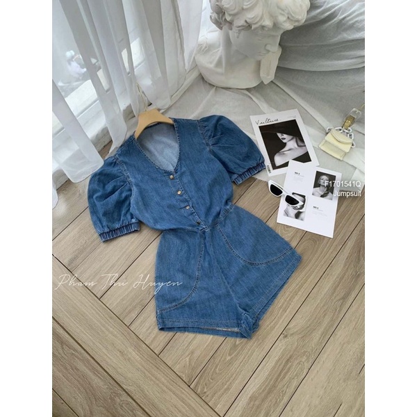Jumpsuits jeans cổ tim