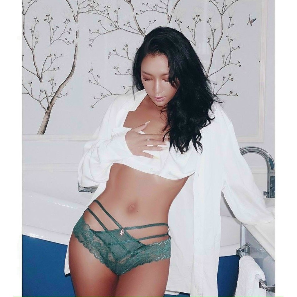 Quần lót lọt khe ren 4 dây chéo