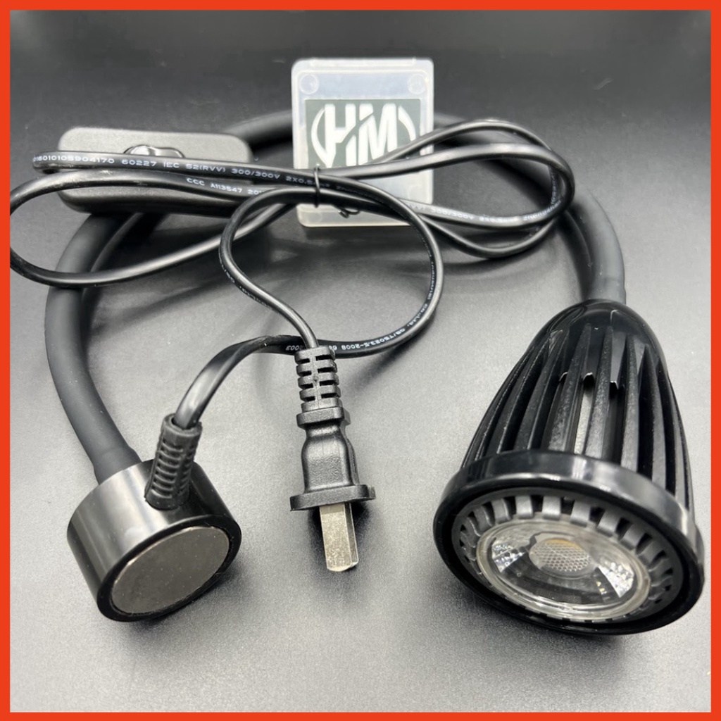 Đèn LED chiếu sáng chân đế hít nam châm