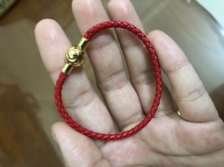 Dây đeo tay kim loại