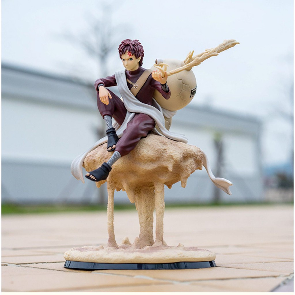 Mô hình Naruto Garra Gara nhất vĩ ngồi trên cát , cao 22cm