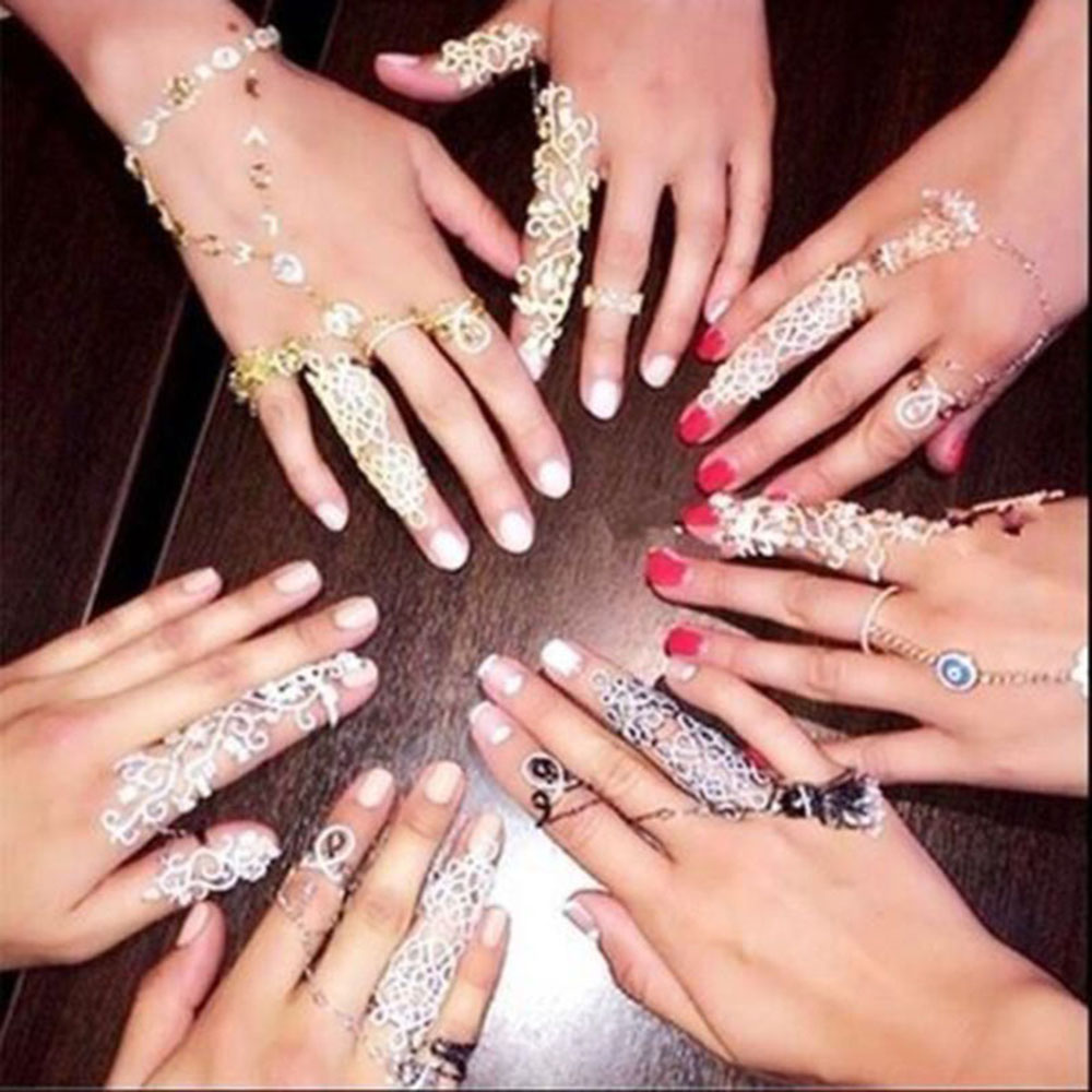 Bộ nhẫn dài bằng nhựa phủ 2 ngón tay thiết kế phong cách Gothic