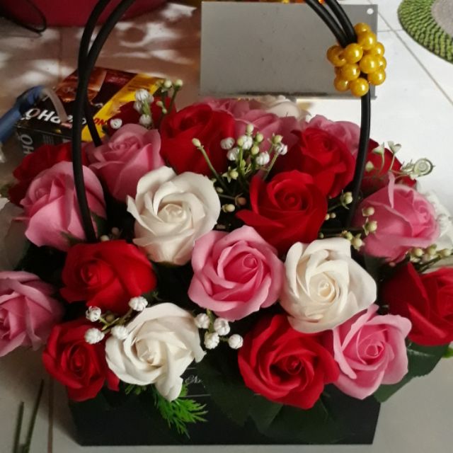 giỏ hoa sáp thơm 30 bông 219k