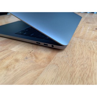 Laptop Apple MacBook Pro 2017 MPXW2/MPXT2/MPXY2 -Intel Core I5, 8GB RAM, SSD 512GB, Intel Iris Plus Graphics 650, 13.3 inch