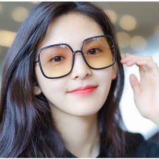 Mắt kính giả cận gm