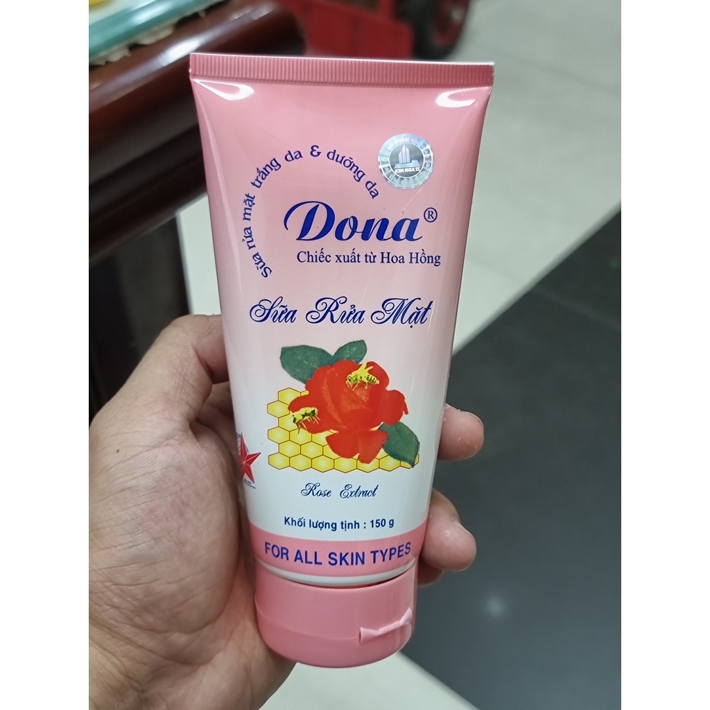 Sữa rửa mặt Dona