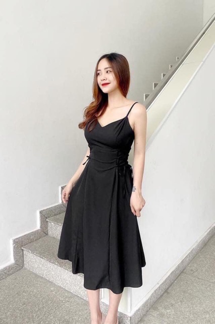 [Mã FAGREEN1505 giảm tới 30K đơn 99K] Đầm đen 2 dây đan eo (kèm hình thật) | BigBuy360 - bigbuy360.vn