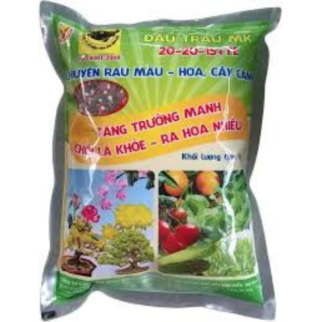 100 gram phân bón NPK cho cây bón trên 15 ngày tuổi cách gốc 3cm