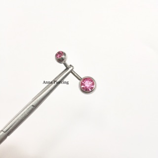1 chiếc khuyên rốn basic màu hồng bằng thép y tế xỏ khuyên piercing