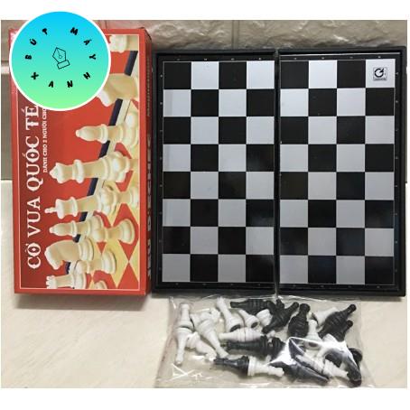 Bộ cờ vua cao cấp nâm châm loại bé kích thước 19 x19cm