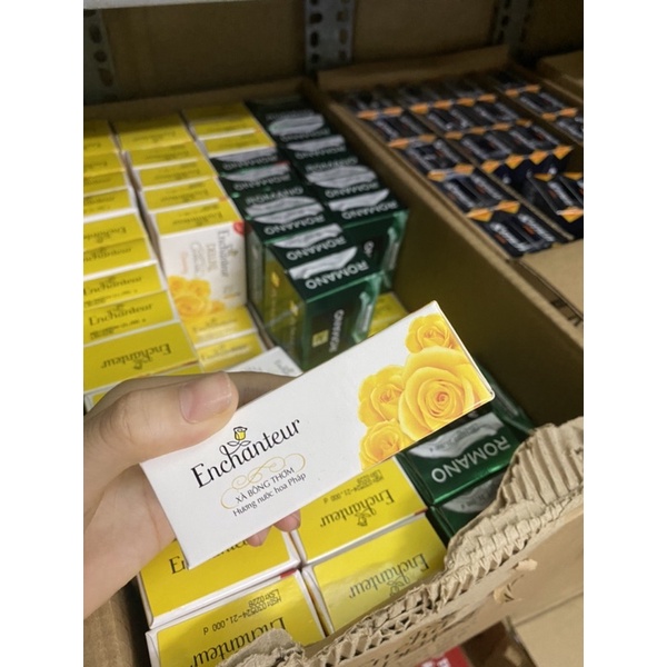 Bánh xà bông ENCHANTEUR 90g