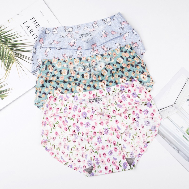 Quần Lót Su Hoa Thông Hơi Cạp Cao 5084