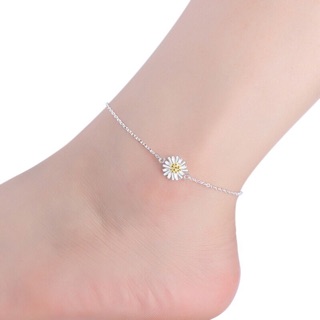 Lắc chân bông cúc