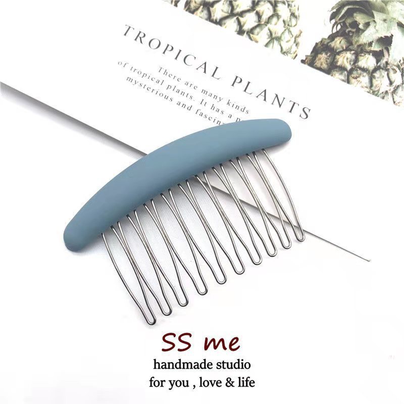 Lược Chải Tóc Mái Bằng Sắt Màu Đục Đơn Giản Thời Trang 2022