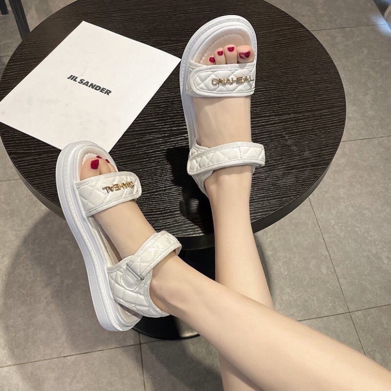 Sandal bánh mì đế đúc cao 3,5cm- sandal quai thêu siêu nhẹ- dép quai hậu đi học