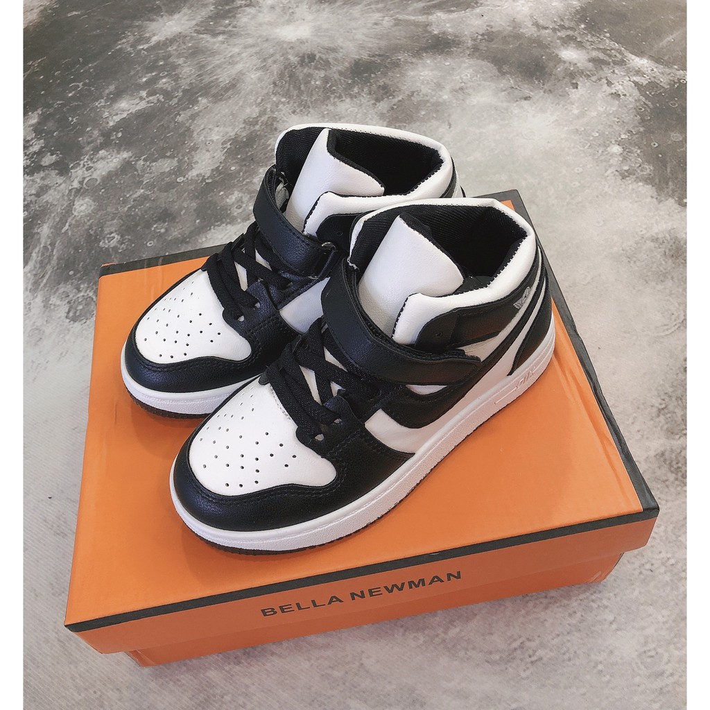 Siêu hot 2021 giày sneaker trắng kết hợp đen. (JD Trắng đen to)