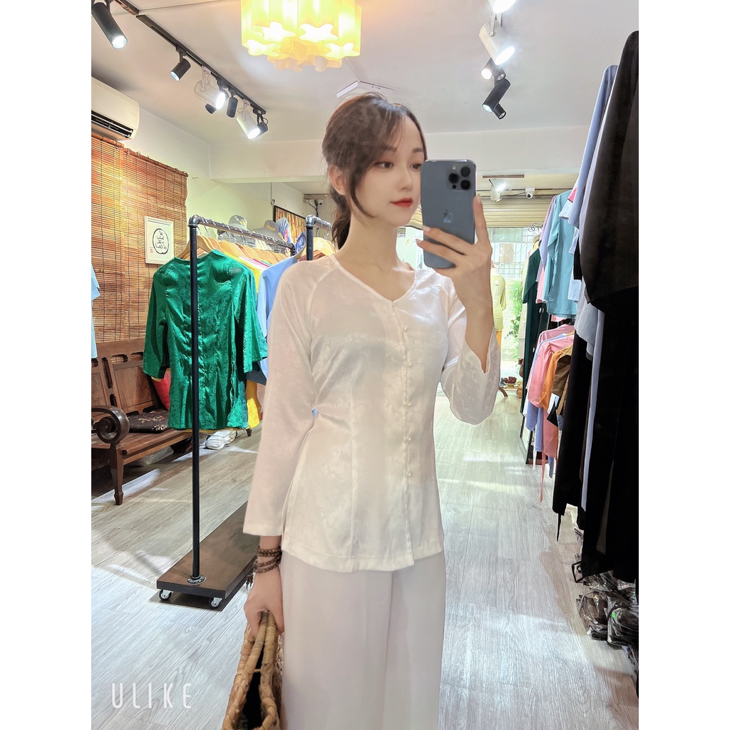 ❄️Áo lụa trắng bà ba lụa gấm Hàn Châu # Đồ Phật tử lụa cao cấp # bà ba vân gấm hoa sen cúc ngọc xinh xắn AB12 Trắng