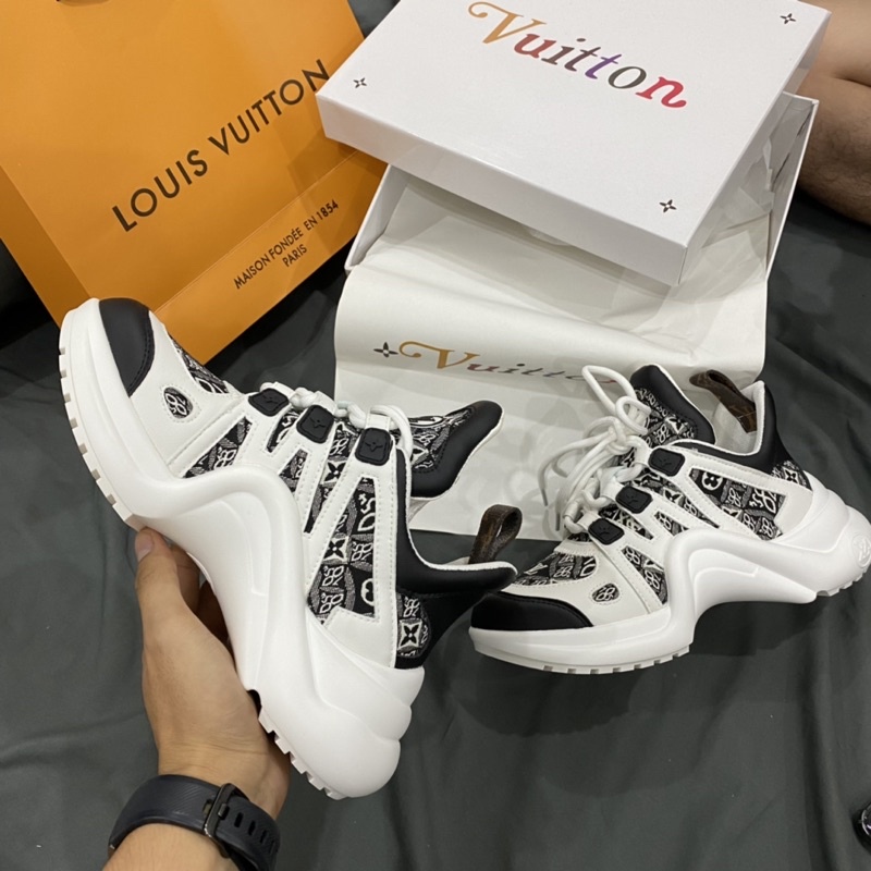 GIÀY LV BLACK THỔ CẨM LAI AU [ FULL BOX + FREE SHIP ]