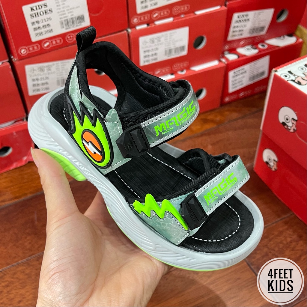 Sandal Magic Cho Bé Trai 4-16 Tuổi CỰC HOT Với Đế Phản Quang Siêu Nhẹ cùng thiết kế nổi bật, nâng niu và bảo vệ bàn chân