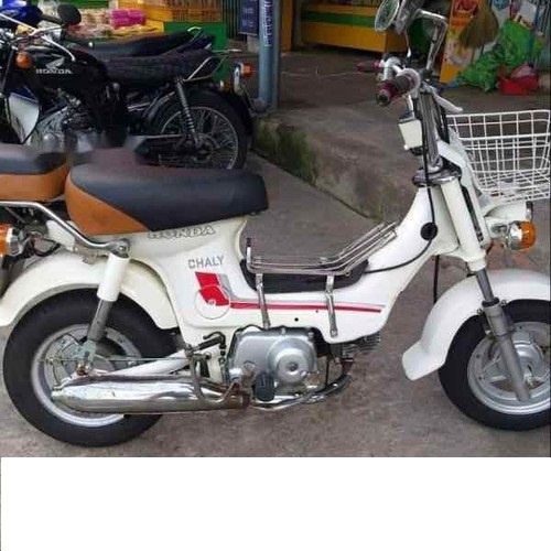 Yếm nhựa che bình xăng con CHALY 78/81 đèn Tròn