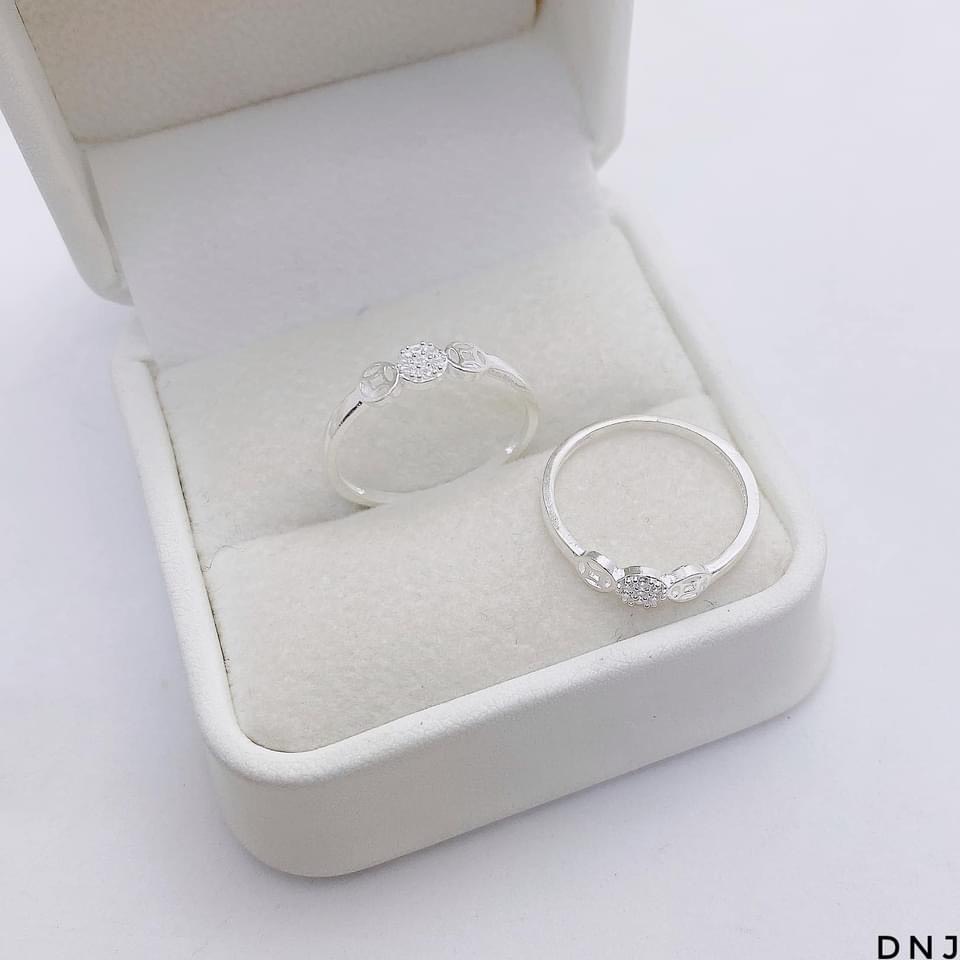Nhẫn kim tiền bạc thật mang lại may mắn tài lộc - Kho sỉ bạc Nhất Linh
