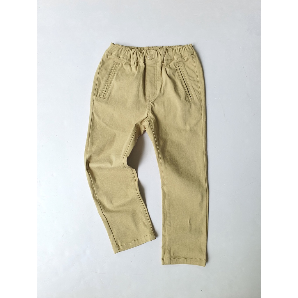 Quần kaki chun dày dặn bé trai Toto. HA3699