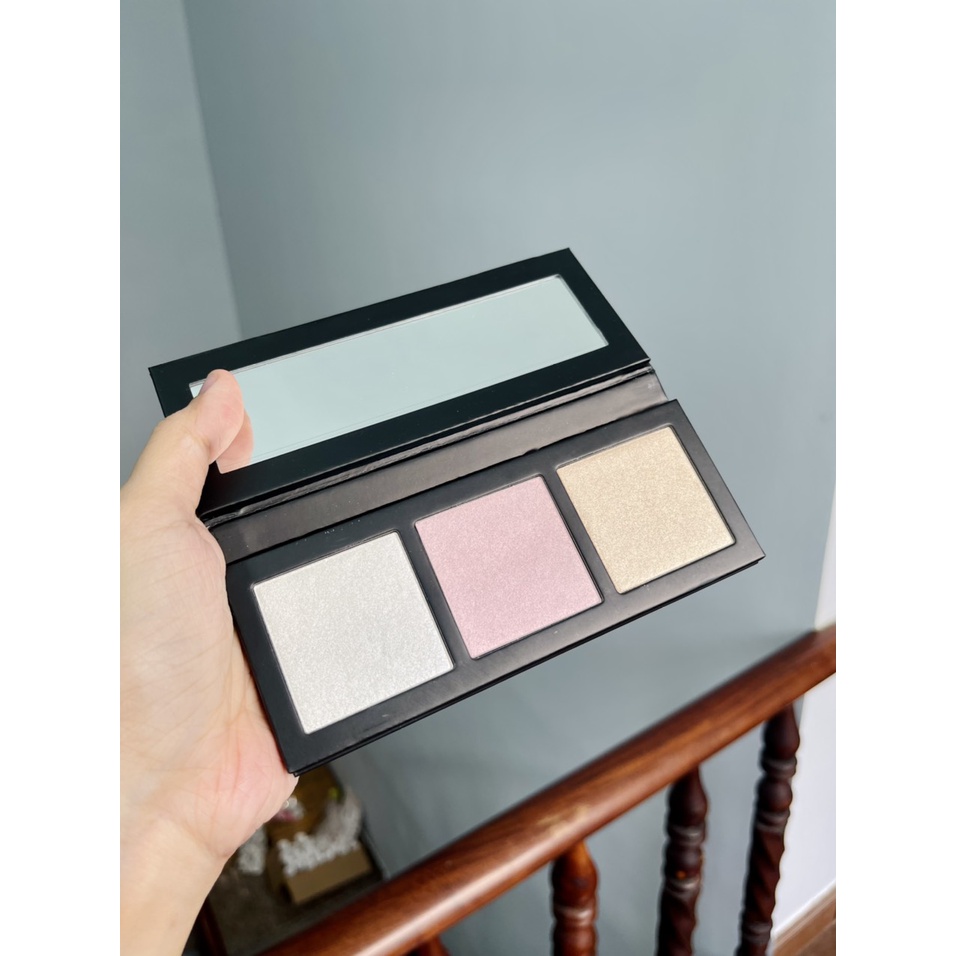 BẢNG BẮT SÁNG 3 MÀU ĐÌNH ĐÁM M.A.C COSMETICS HYPER REAL GLOW PALETTE