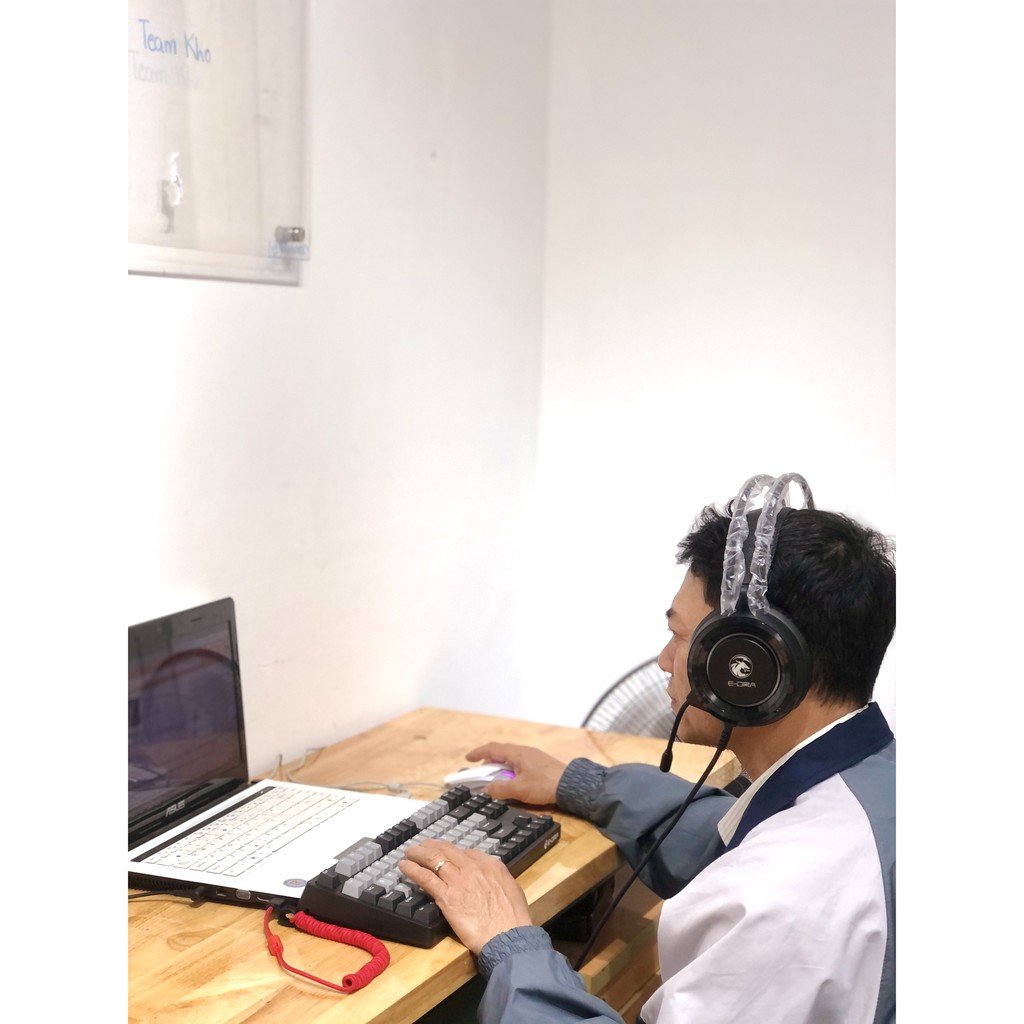 [Bh 24 tháng_Game_LED RGB] Tai nghe chụp tai Edra 410 Pro 🍄🌳🍒 Chơi game, dùng được cho điện thoại, nghe nhạc có mic | BigBuy360 - bigbuy360.vn