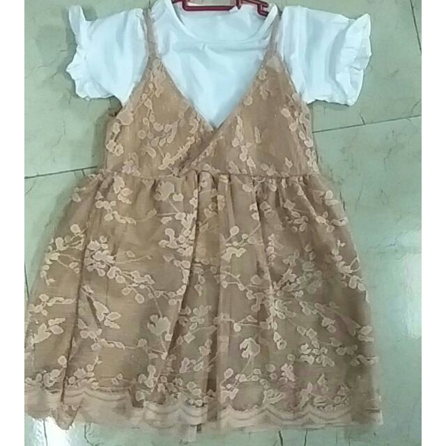 Váy bánh bèo