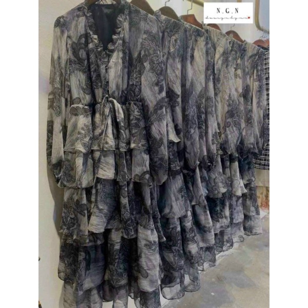 Váy hoa tơ tay dài