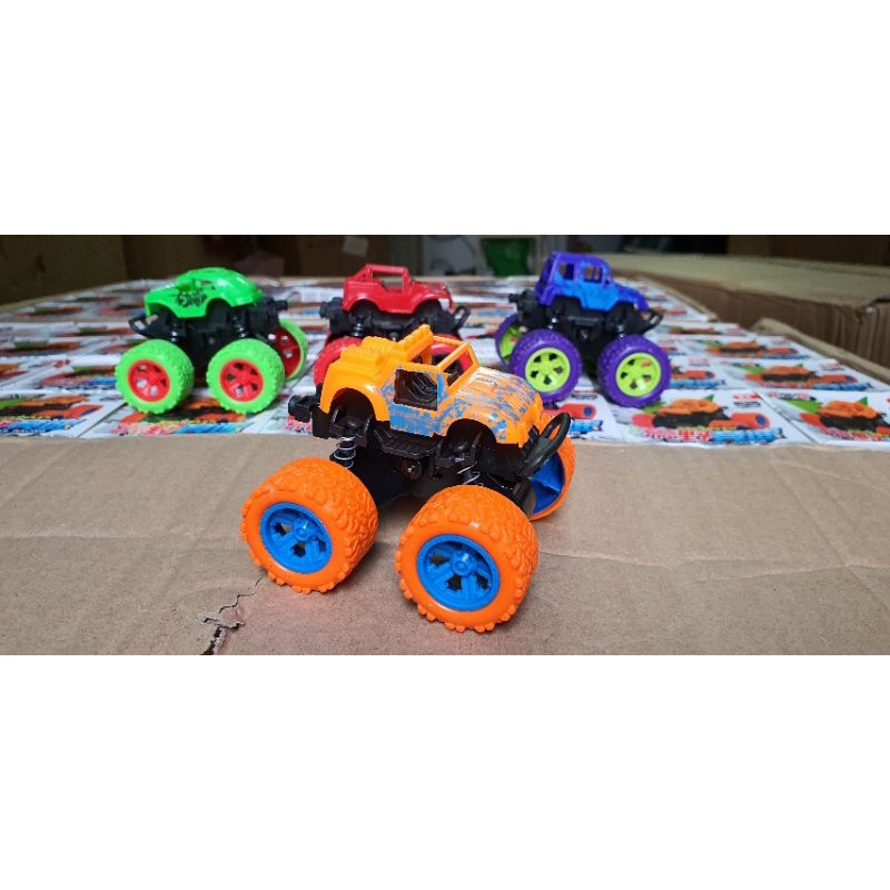 Xe ô tô đồ chơi quán tính địa hình chạy đà, lộn nhào cho bé 4 màu